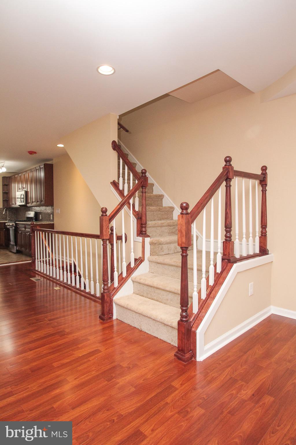 WEST OAK LANE - Residential