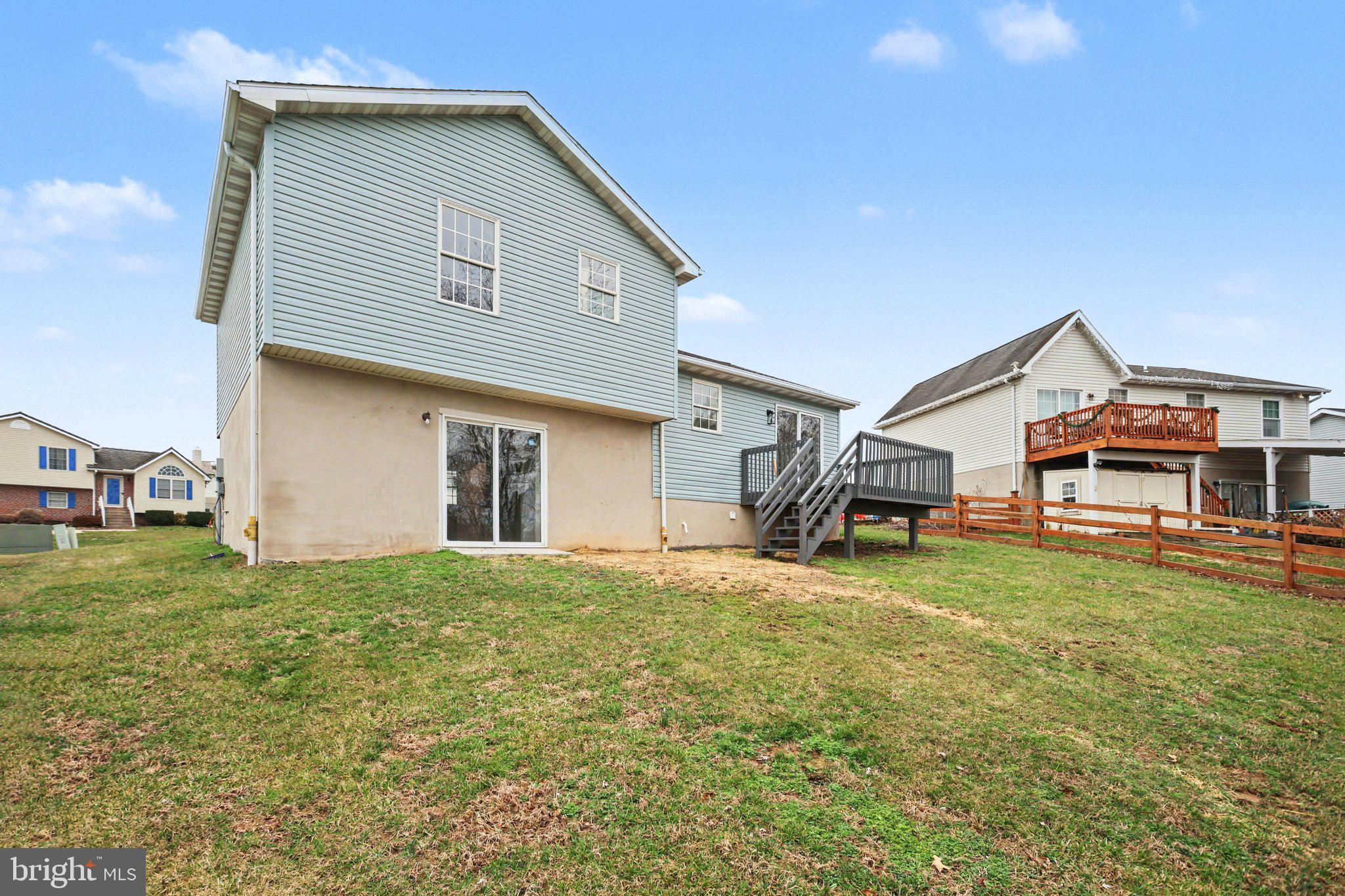 LITTLESTOWN - Residential