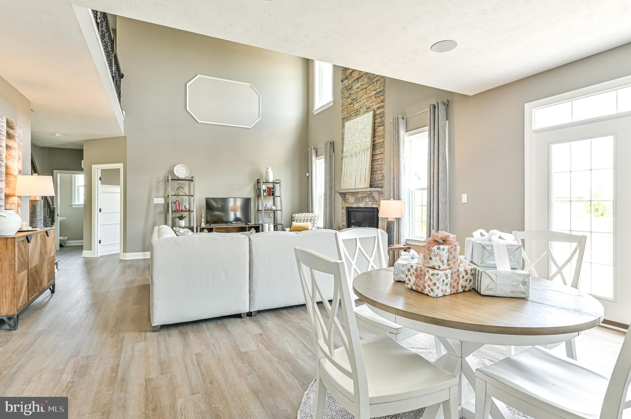 ASPEN GREENS - Residential