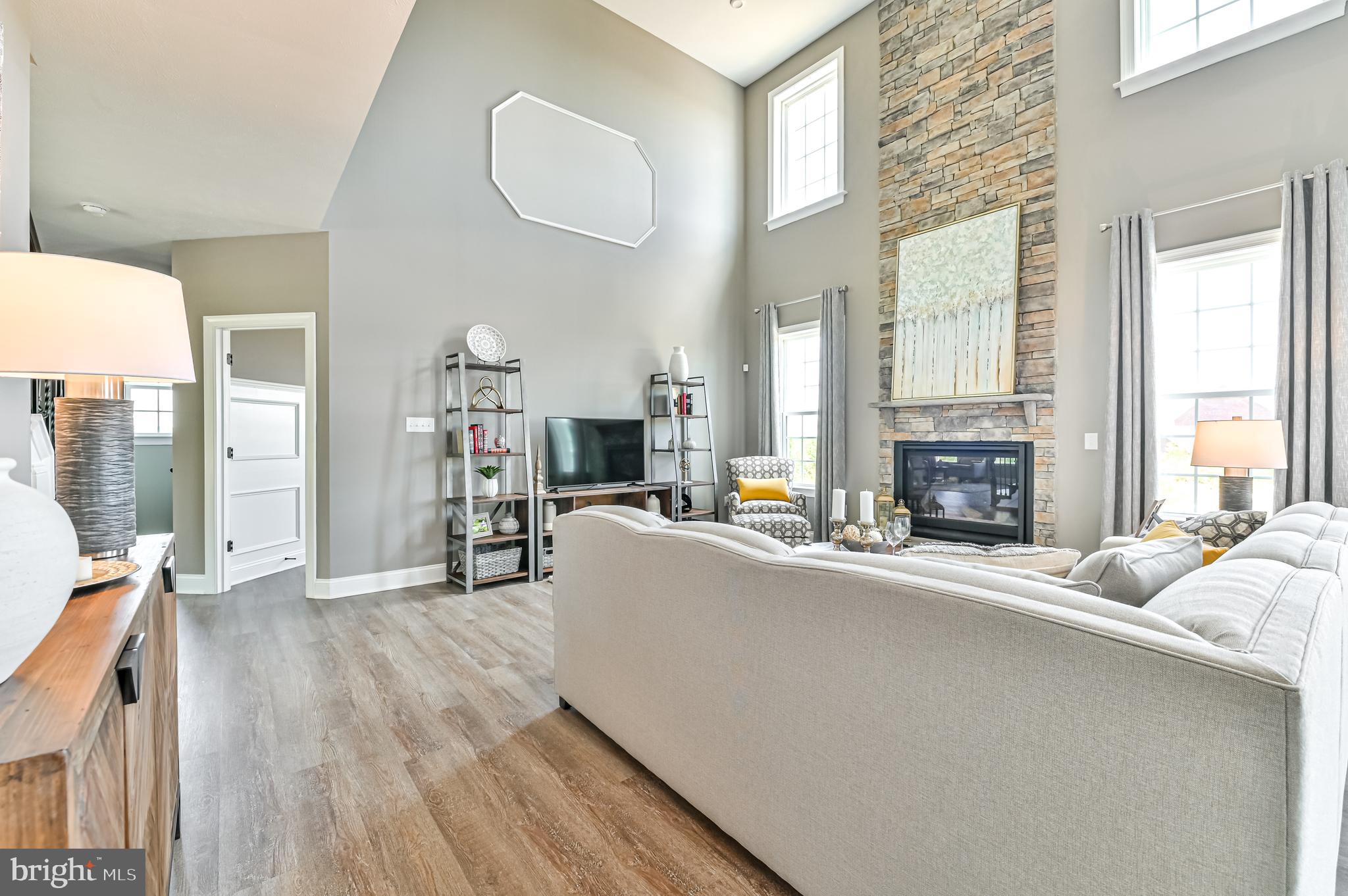 ASPEN GREENS - Residential