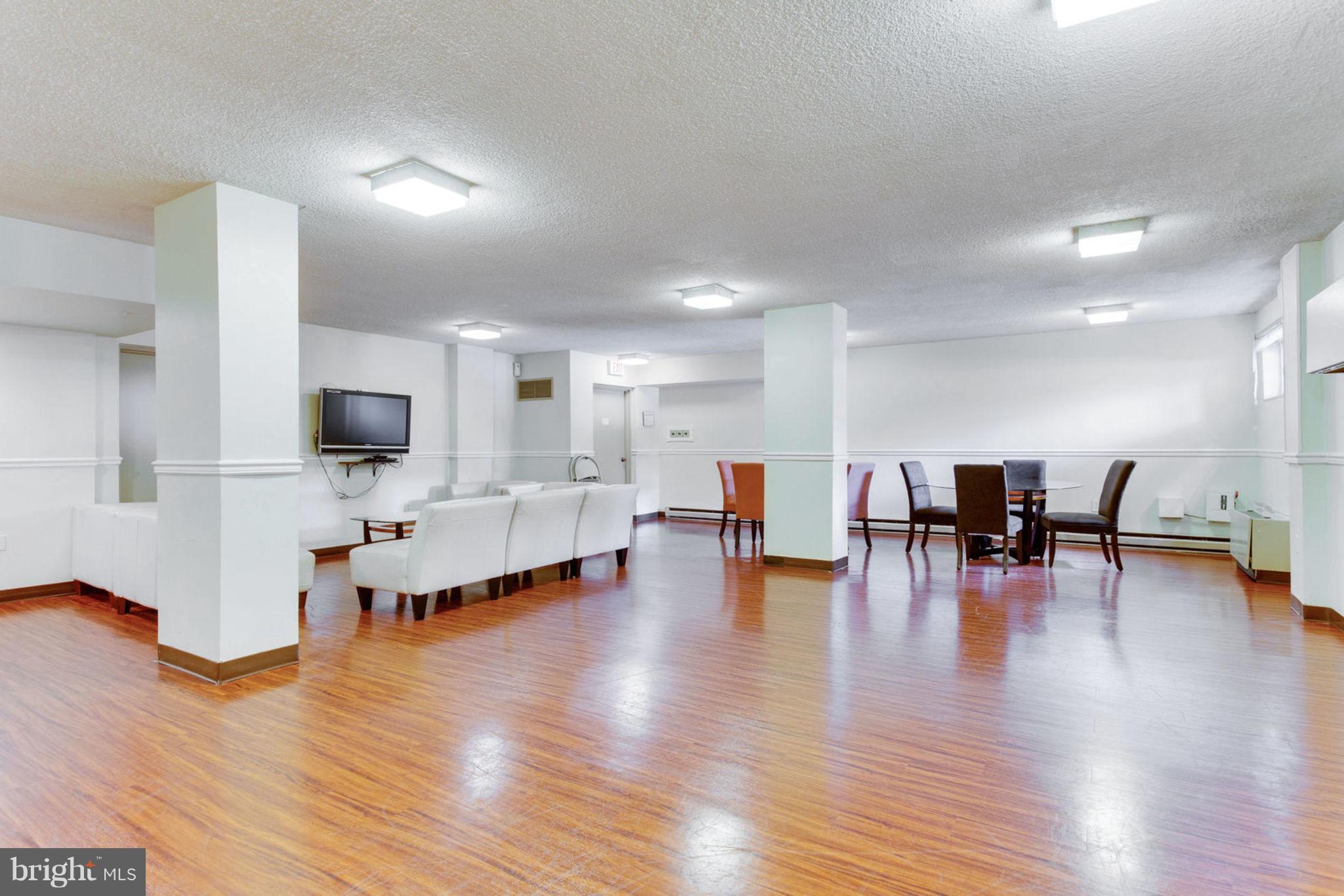 HUNTING CREEK CLUB - Residential Lease