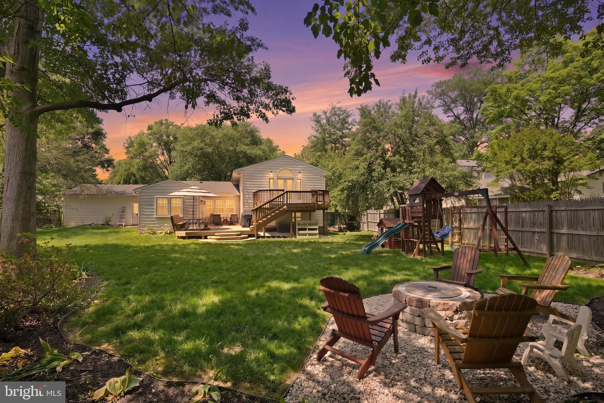 WALNUT HILL - Residential