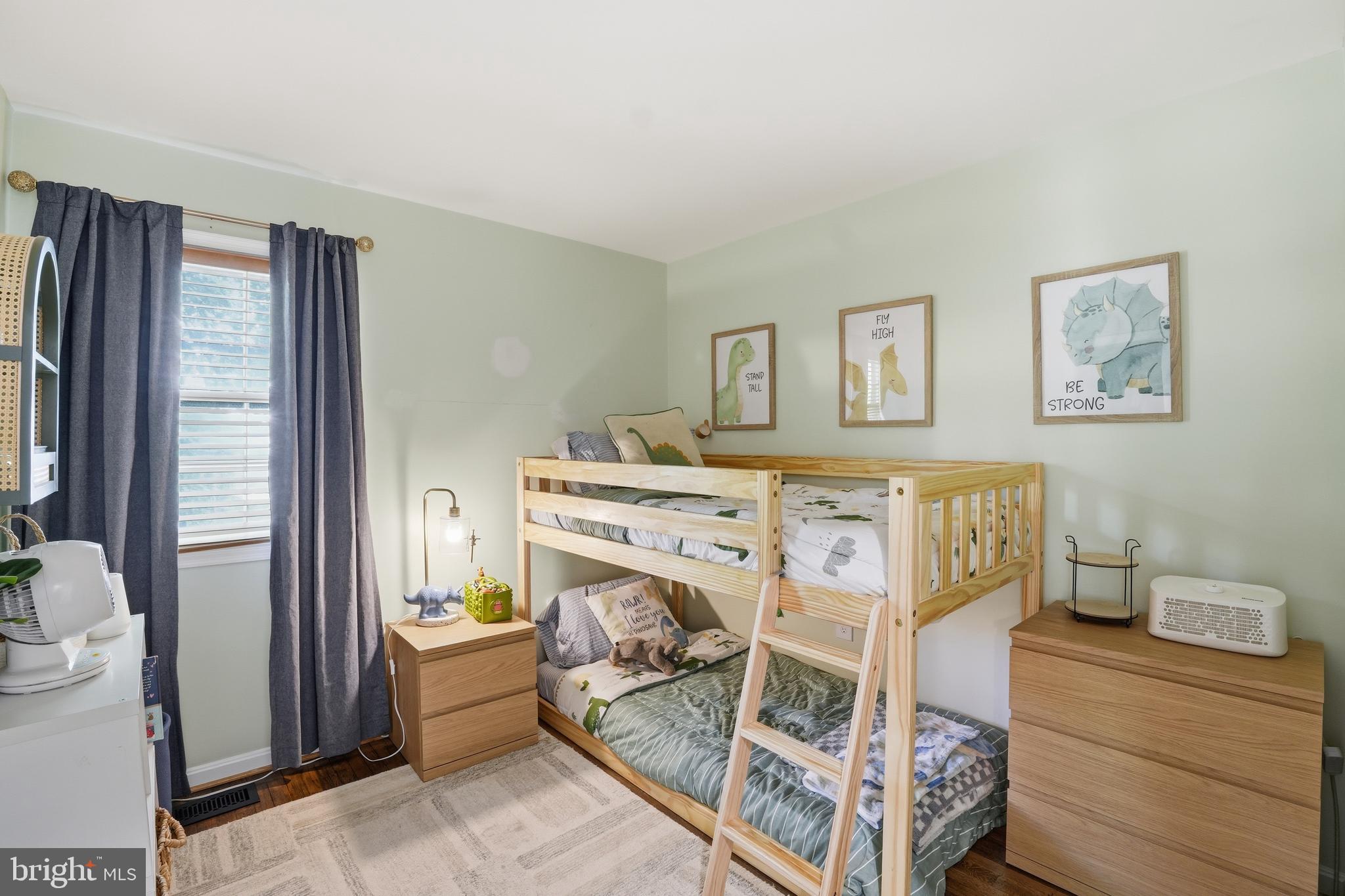 WALNUT HILL - Residential