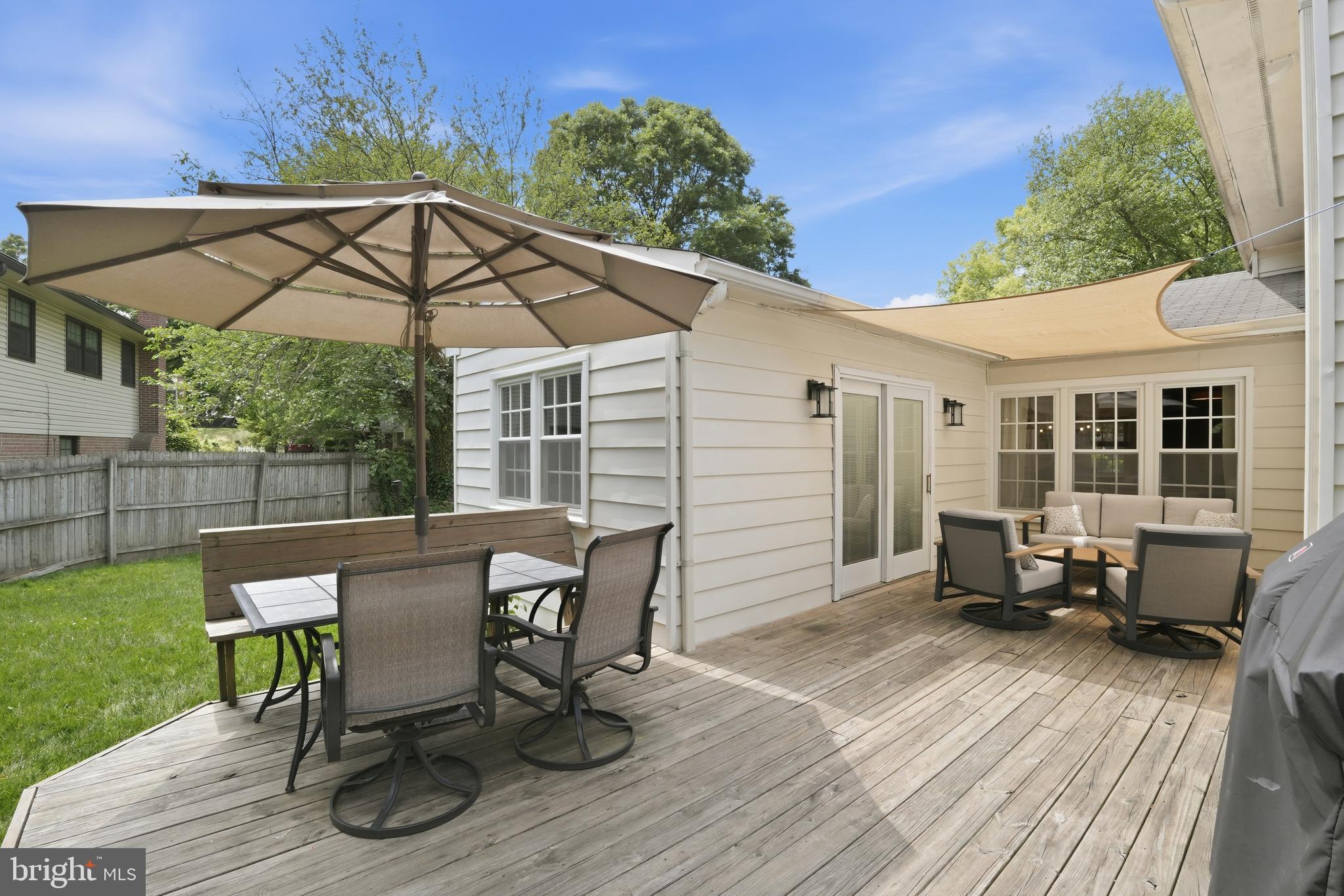 WALNUT HILL - Residential