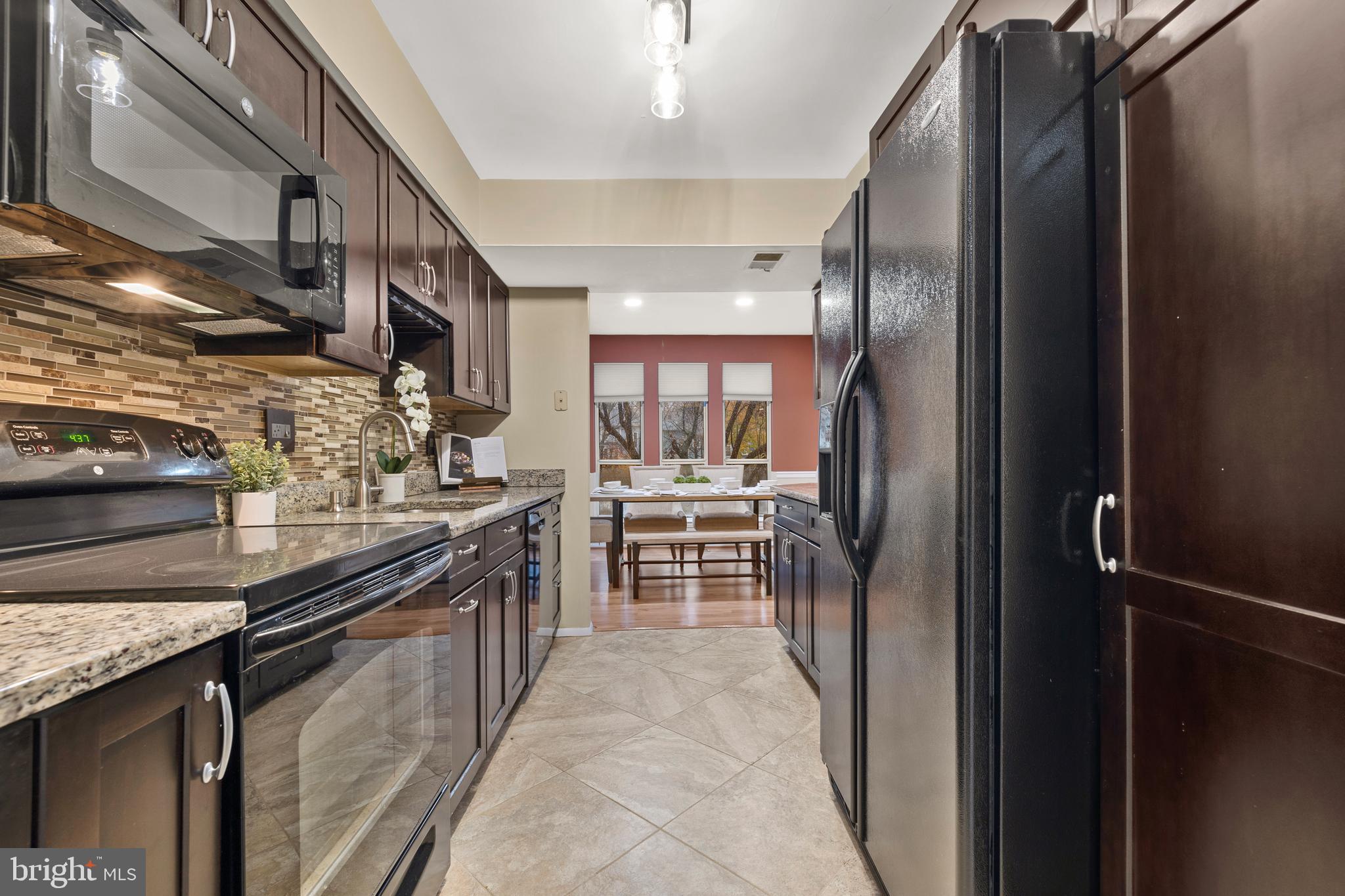 WOODLAND PARK - Residential