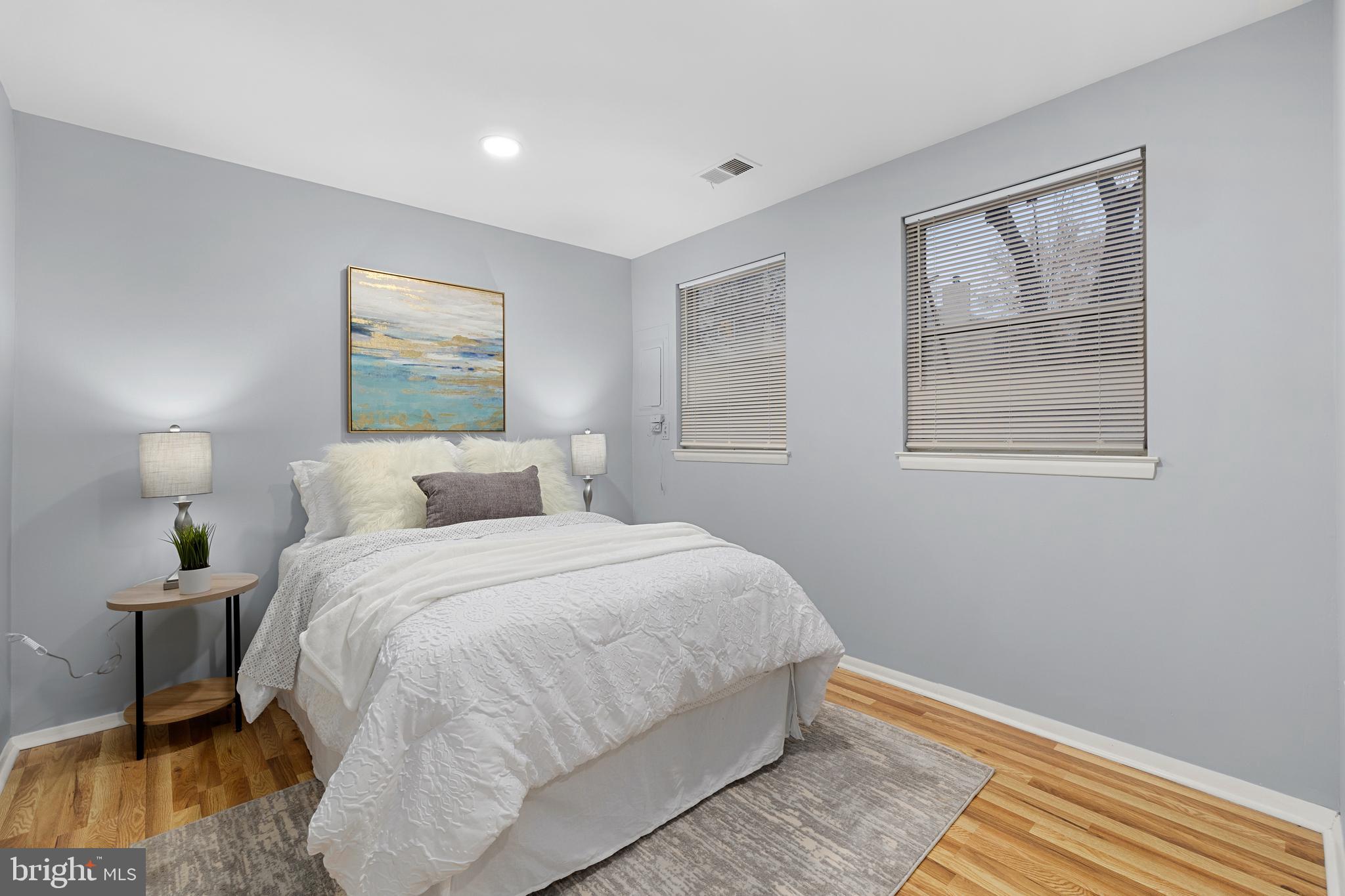 WOODLAND PARK - Residential