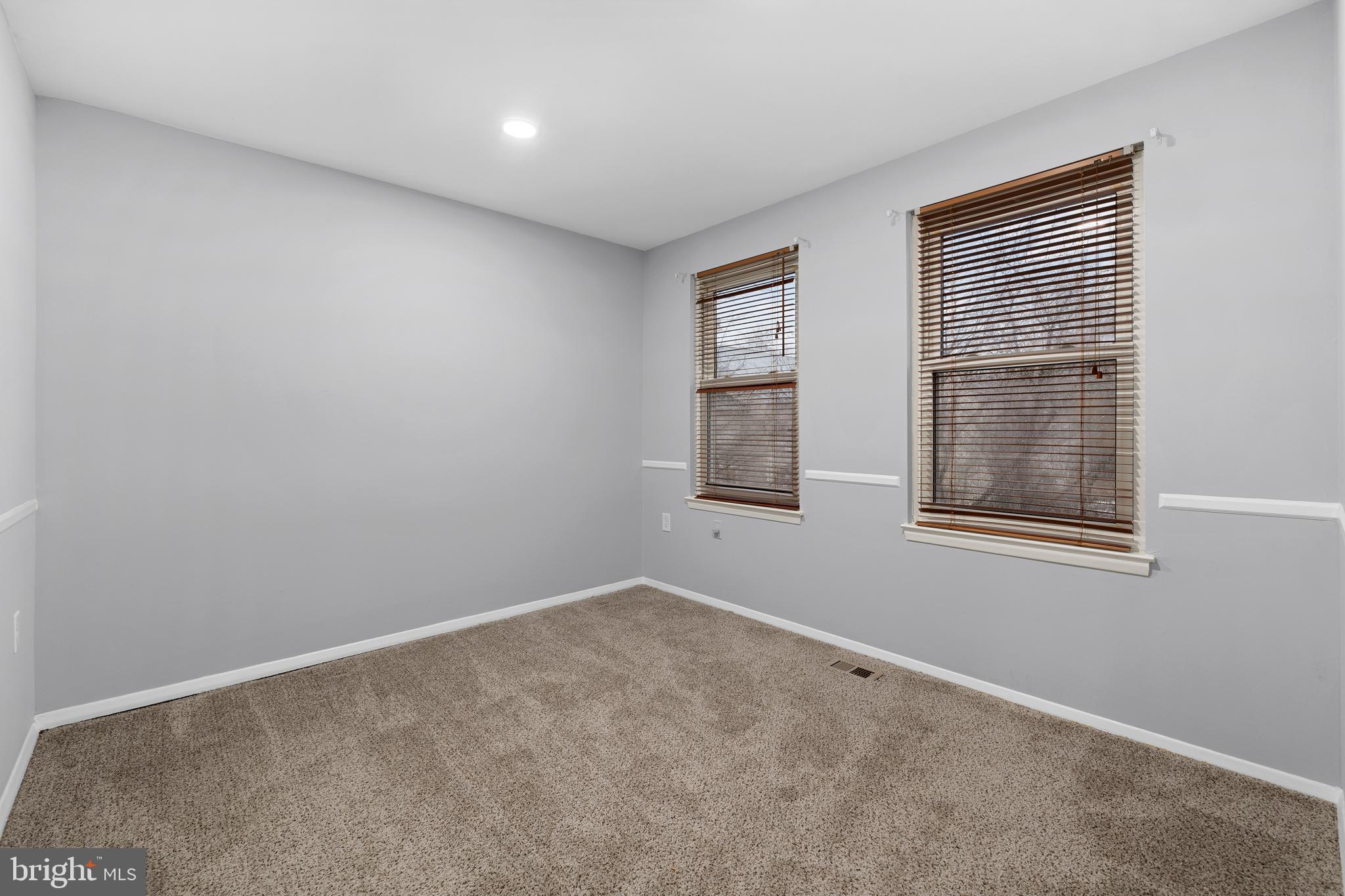 WOODLAND PARK - Residential