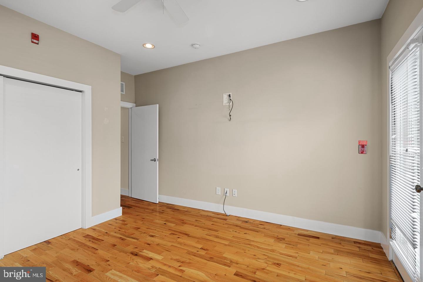 1607 BROWN STREET 2