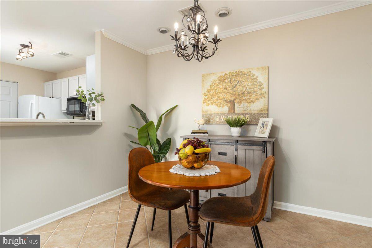 STRATFORD CONDOS - Residential