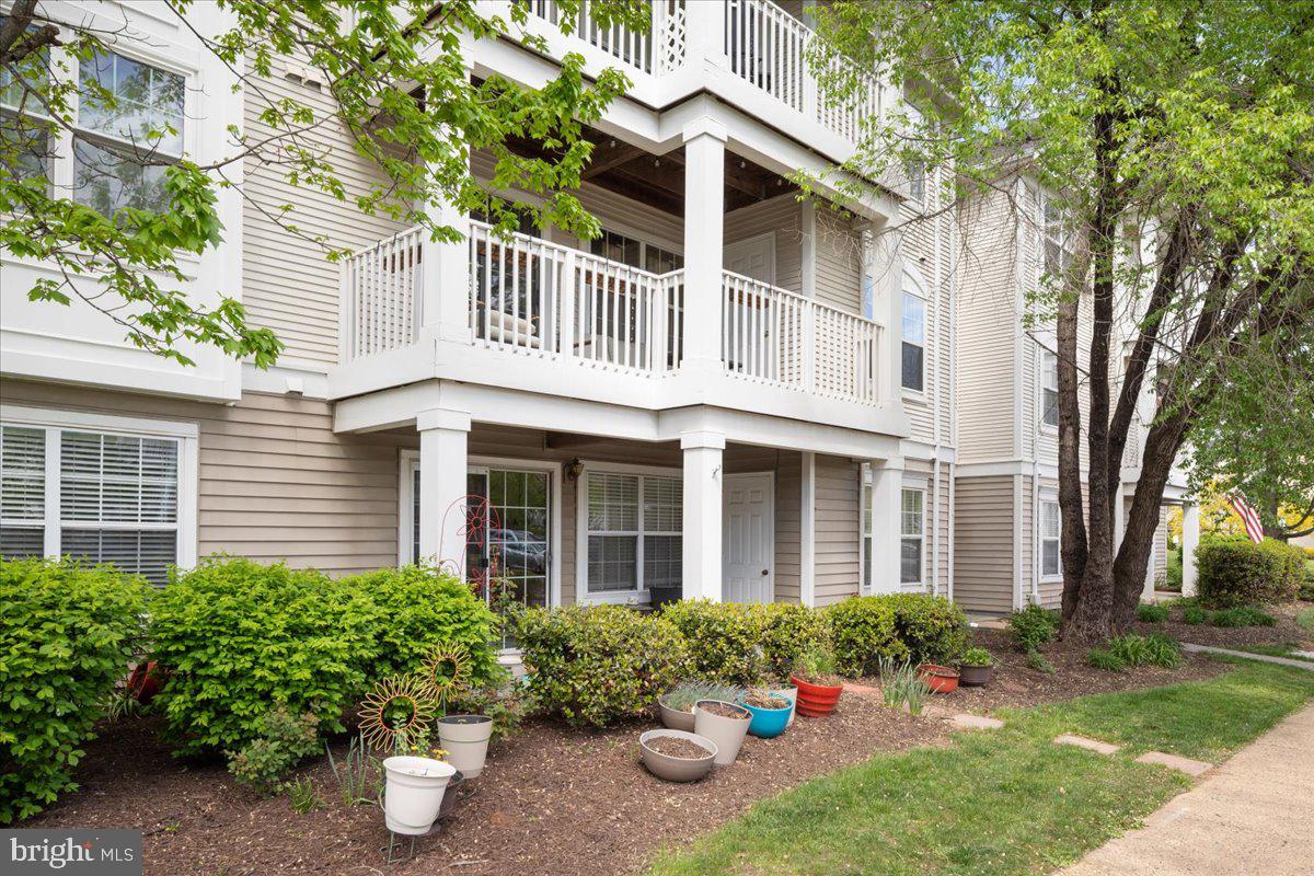 STRATFORD CONDOS - Residential