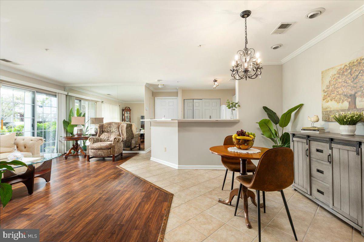 STRATFORD CONDOS - Residential