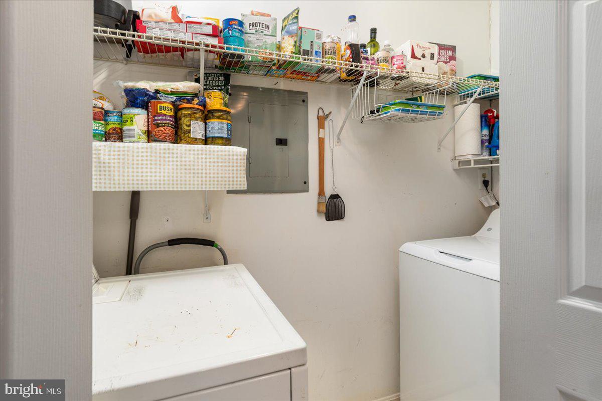 STRATFORD CONDOS - Residential