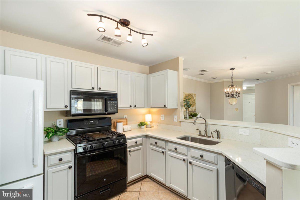 STRATFORD CONDOS - Residential