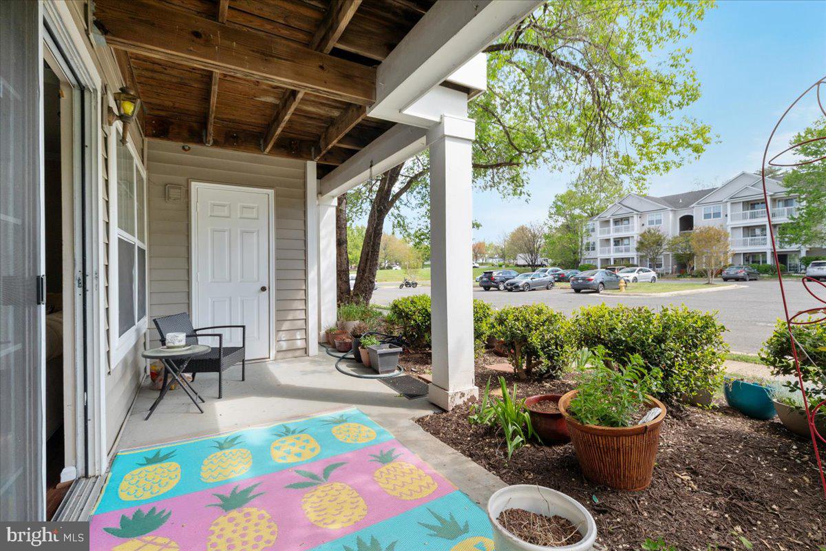 STRATFORD CONDOS - Residential