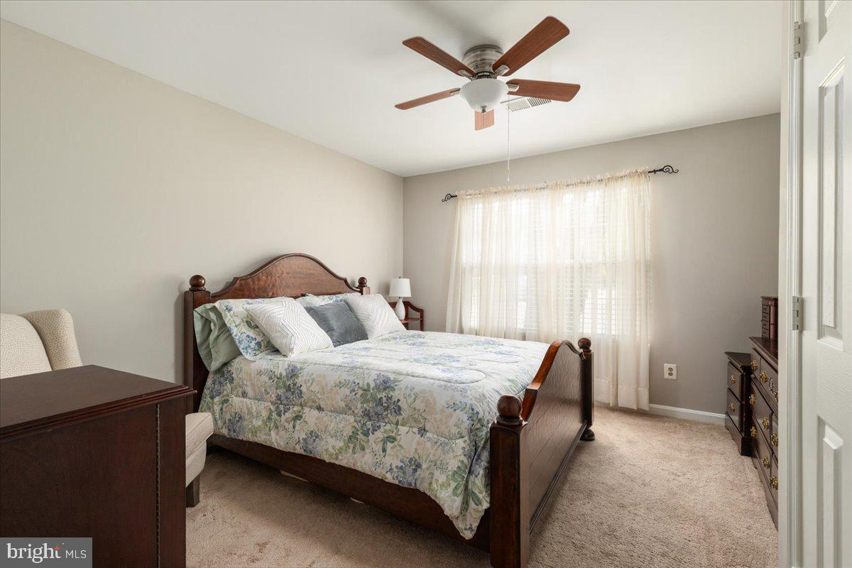 STRATFORD CONDOS - Residential