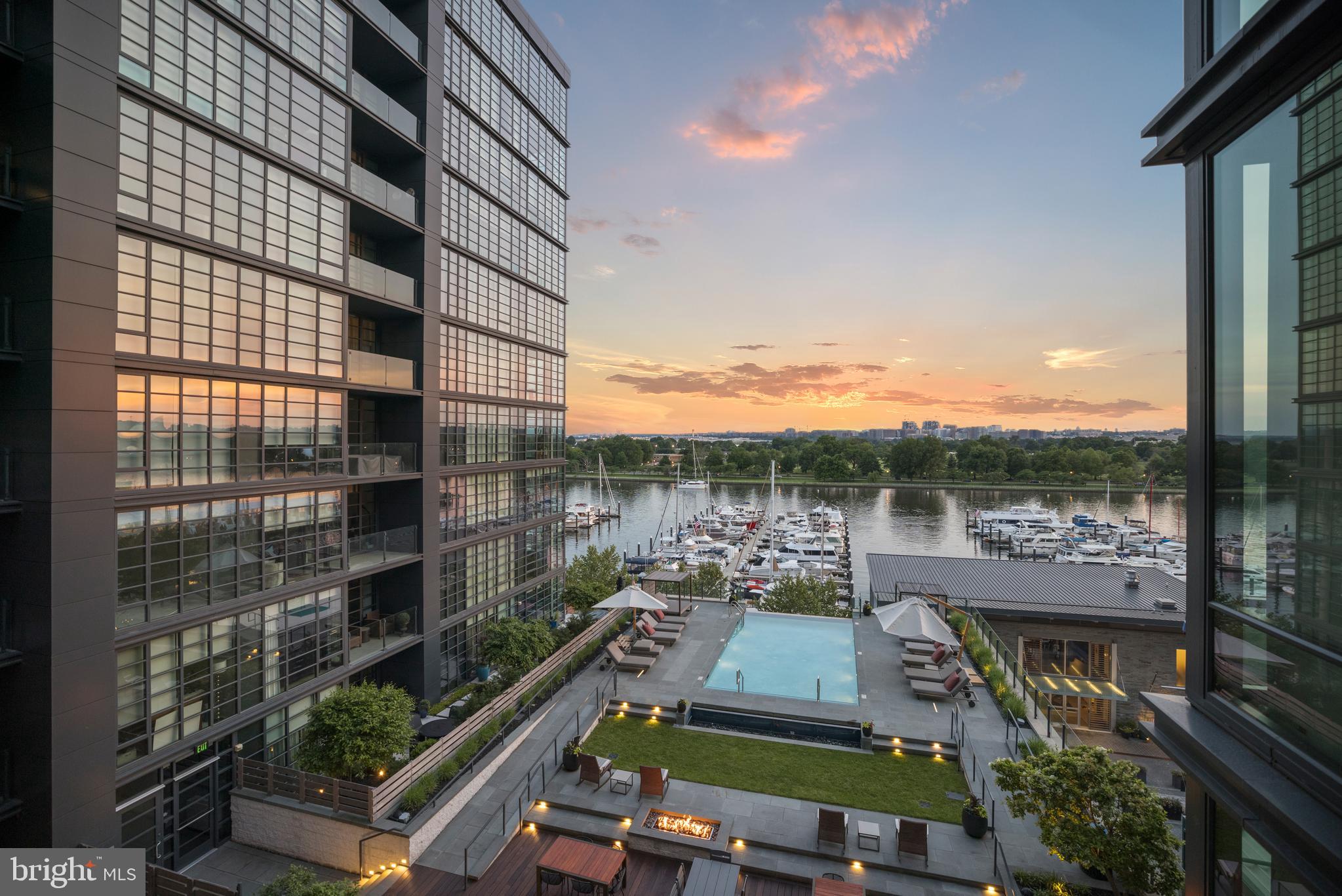 45 SUTTON SQUARE SW 403