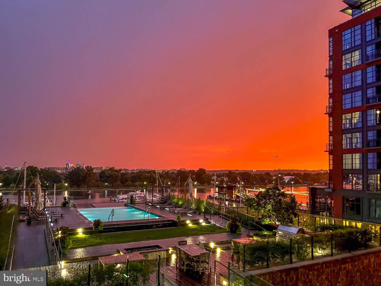 45 SUTTON SQUARE SW 403