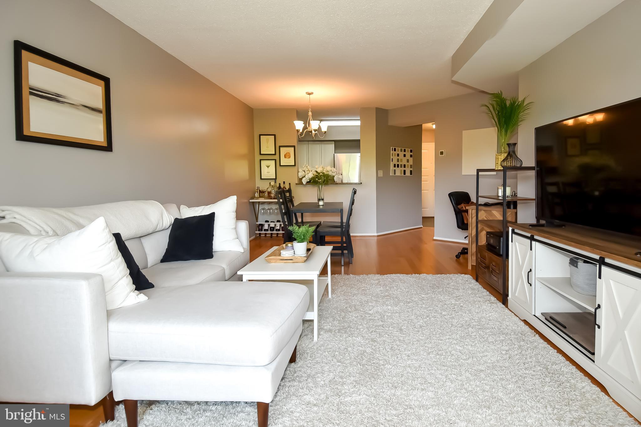 ASTORIA - Residential