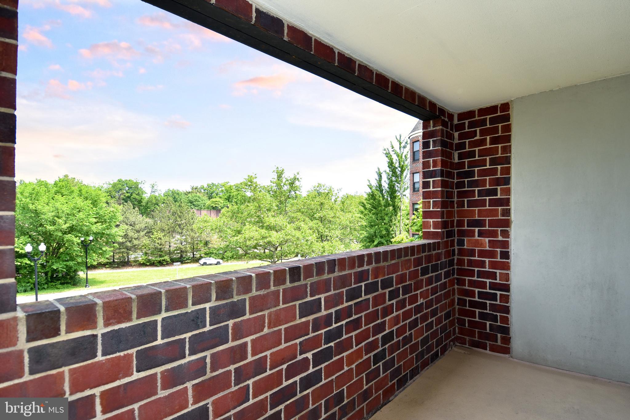 ASTORIA - Residential