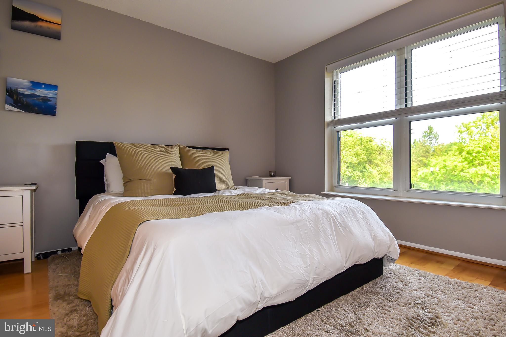 ASTORIA - Residential