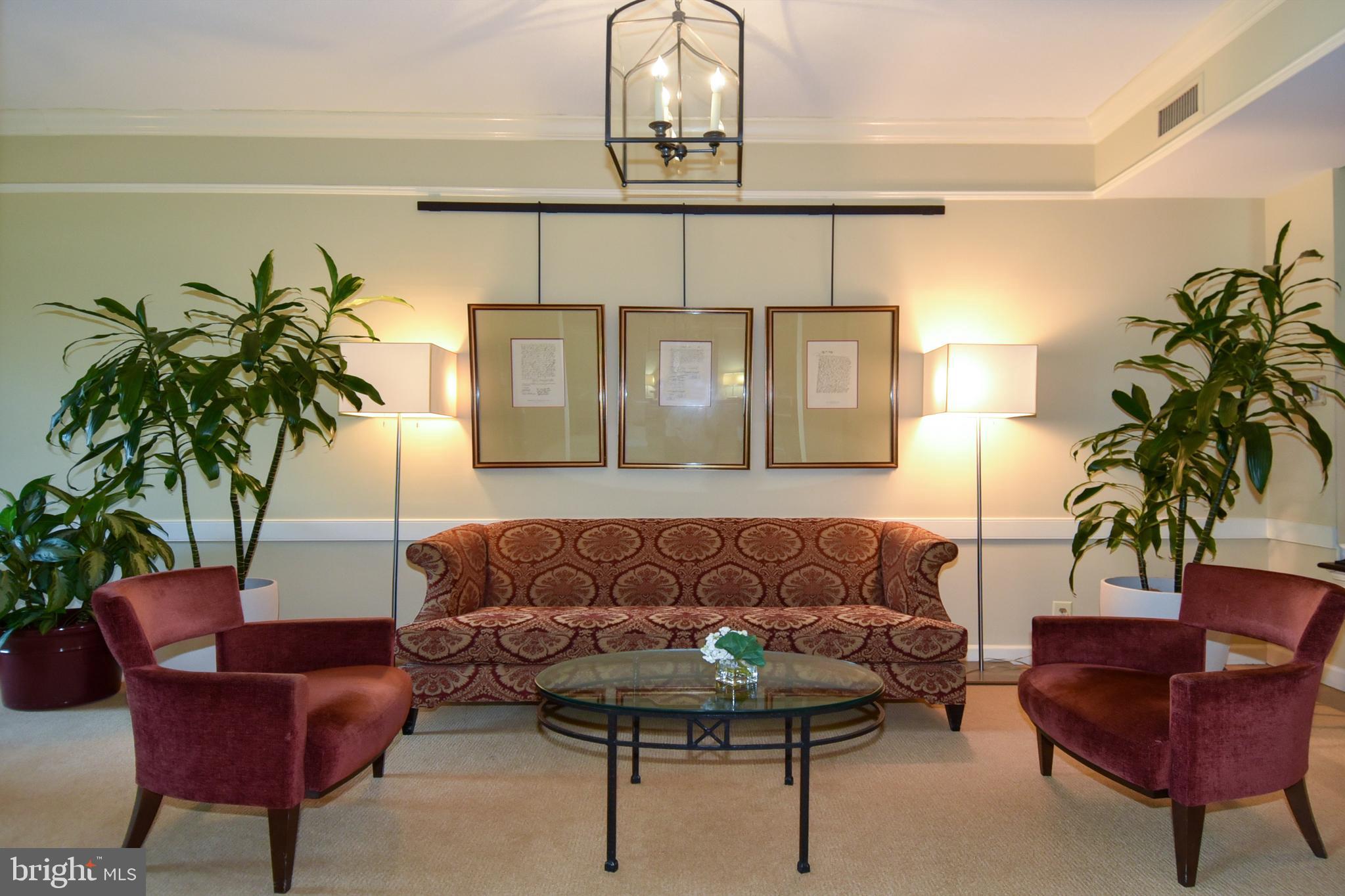 ASTORIA - Residential