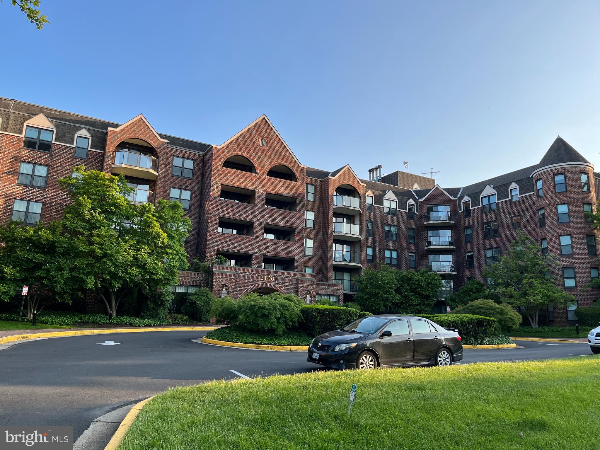 ASTORIA - Residential