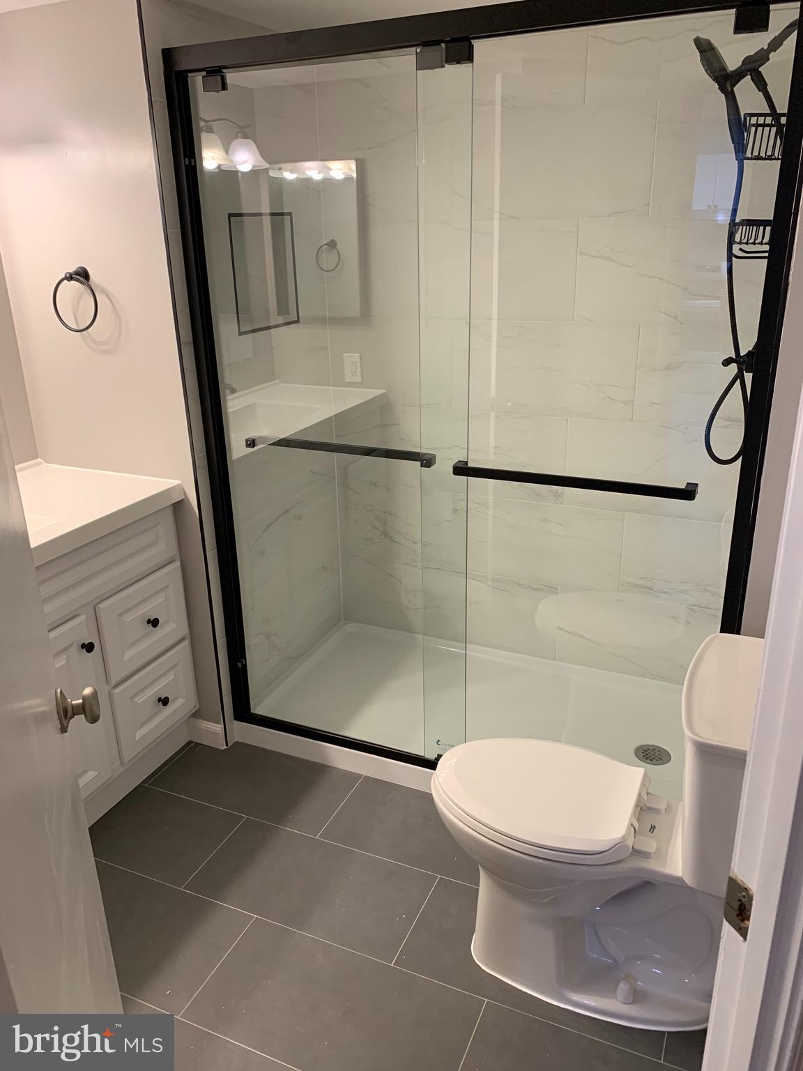 ASTORIA - Residential