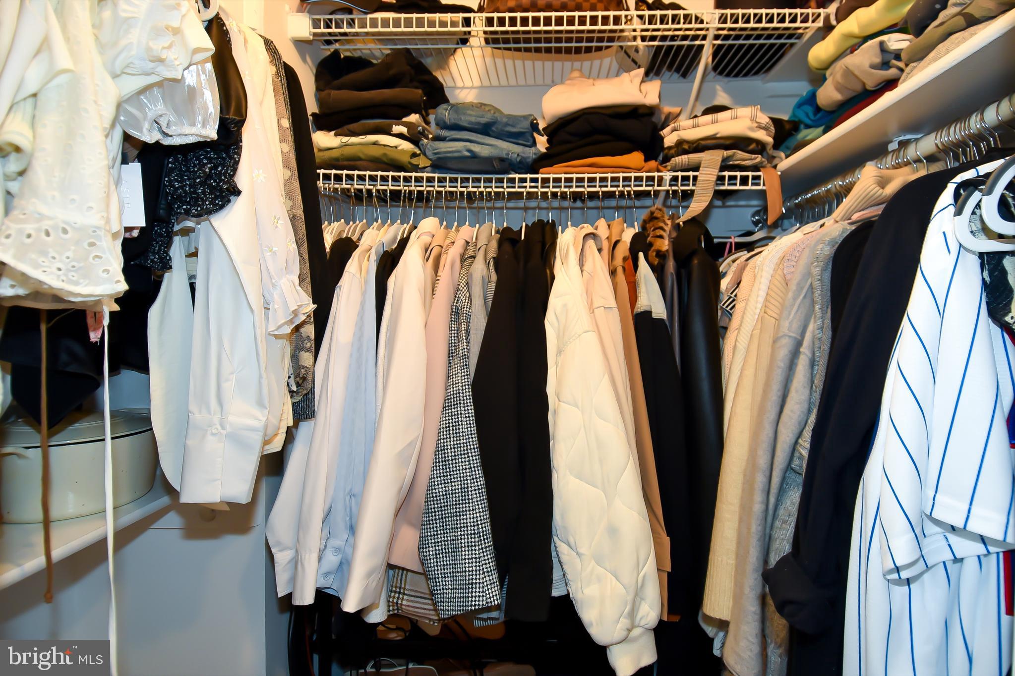 ASTORIA - Residential