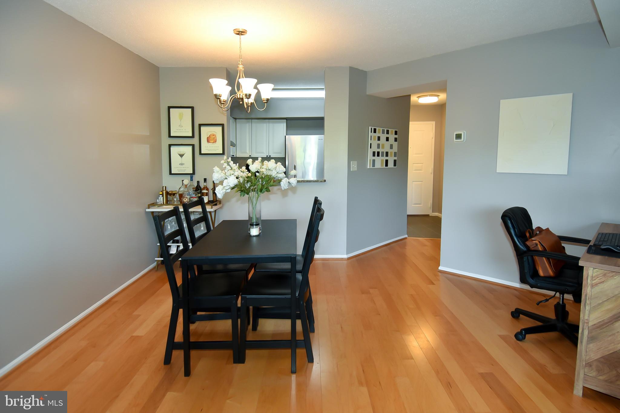 ASTORIA - Residential