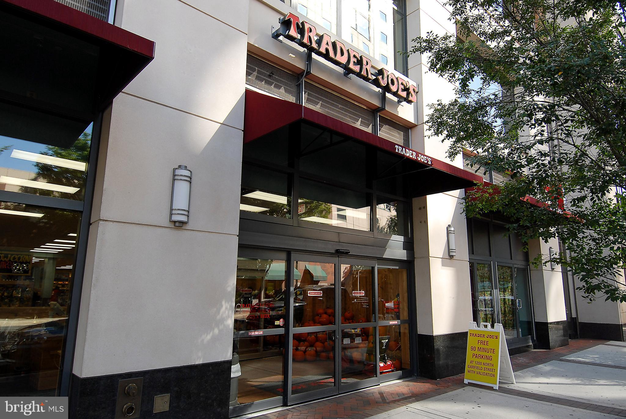 ASTORIA - Residential