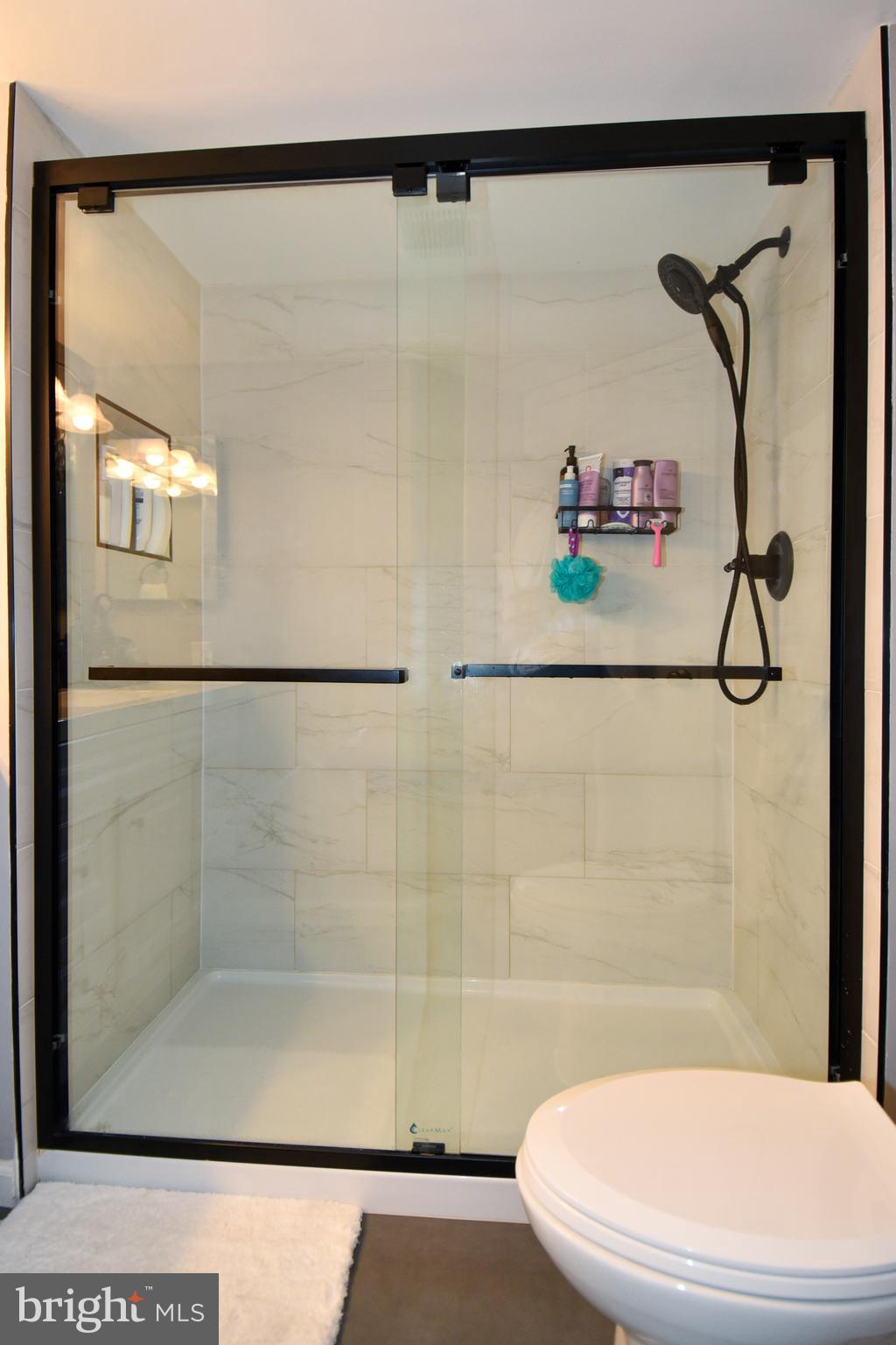 ASTORIA - Residential