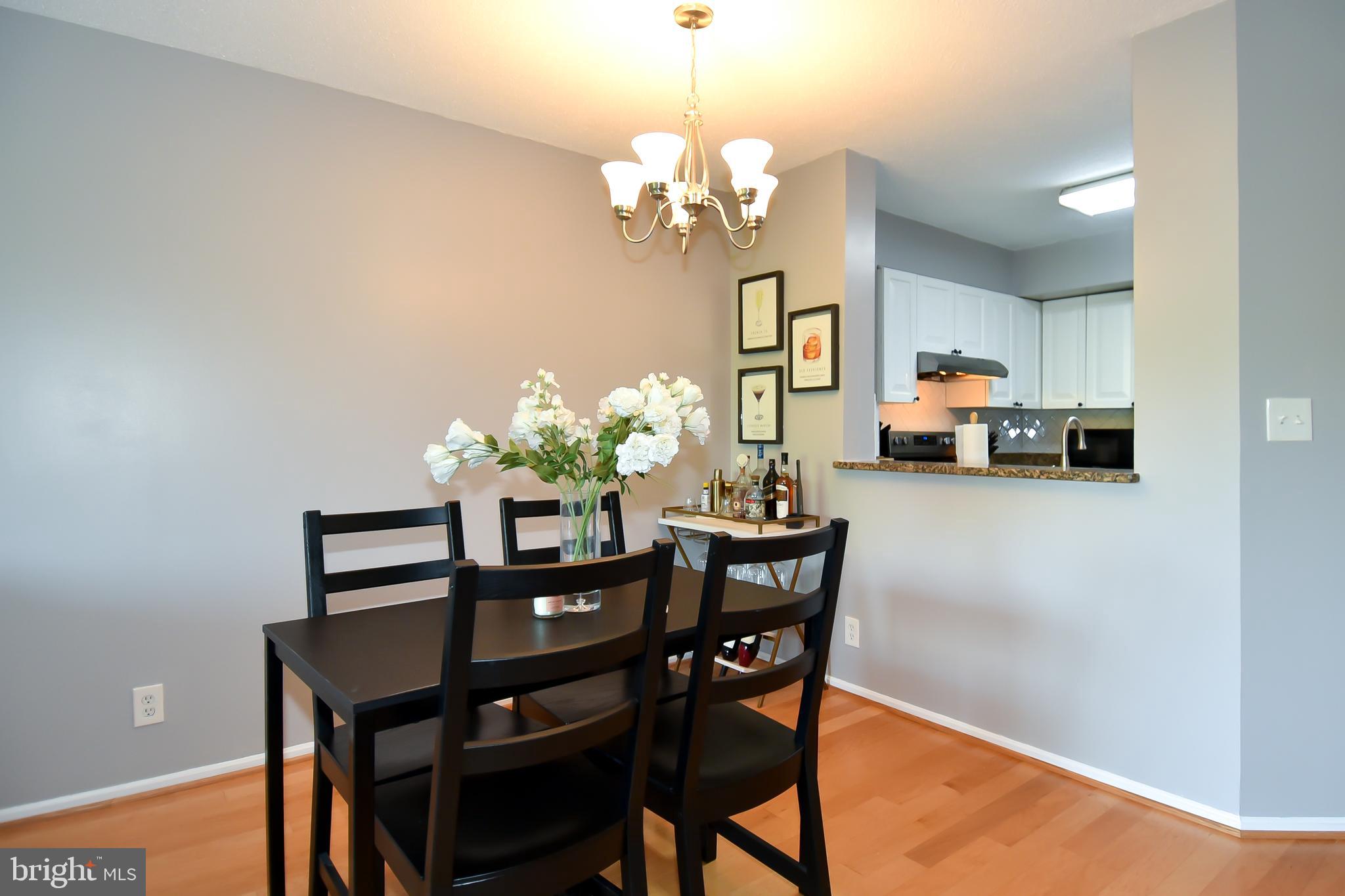 ASTORIA - Residential