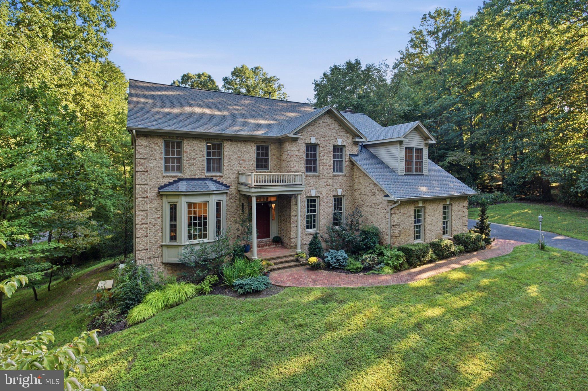 3705 LINDA LANE