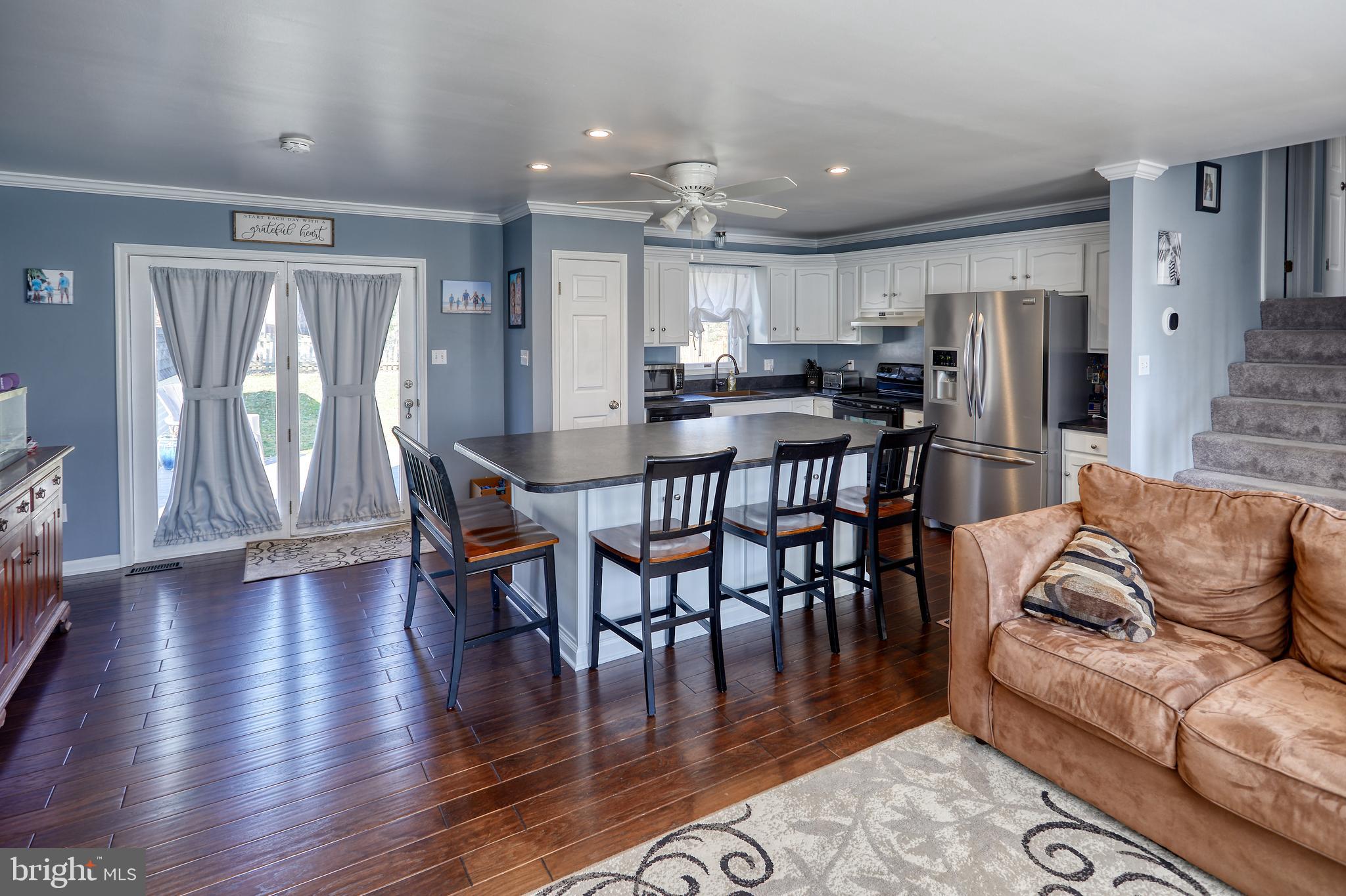 BAY VIEW ESTATES - Residential