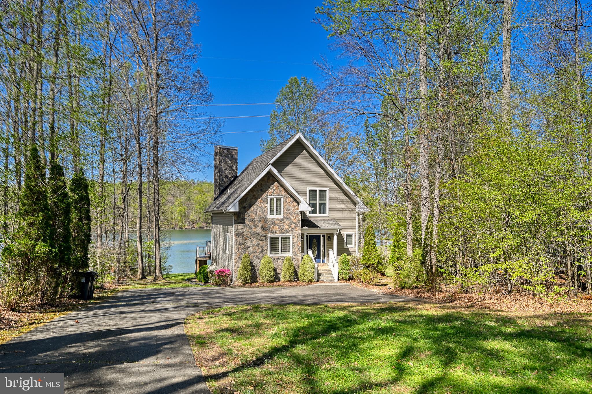 CUCKOOS NEST - Residential