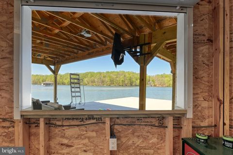 Tiny photo for 845 Elnor Road, BUMPASS, VA 23024 (MLS # VALA2009602)