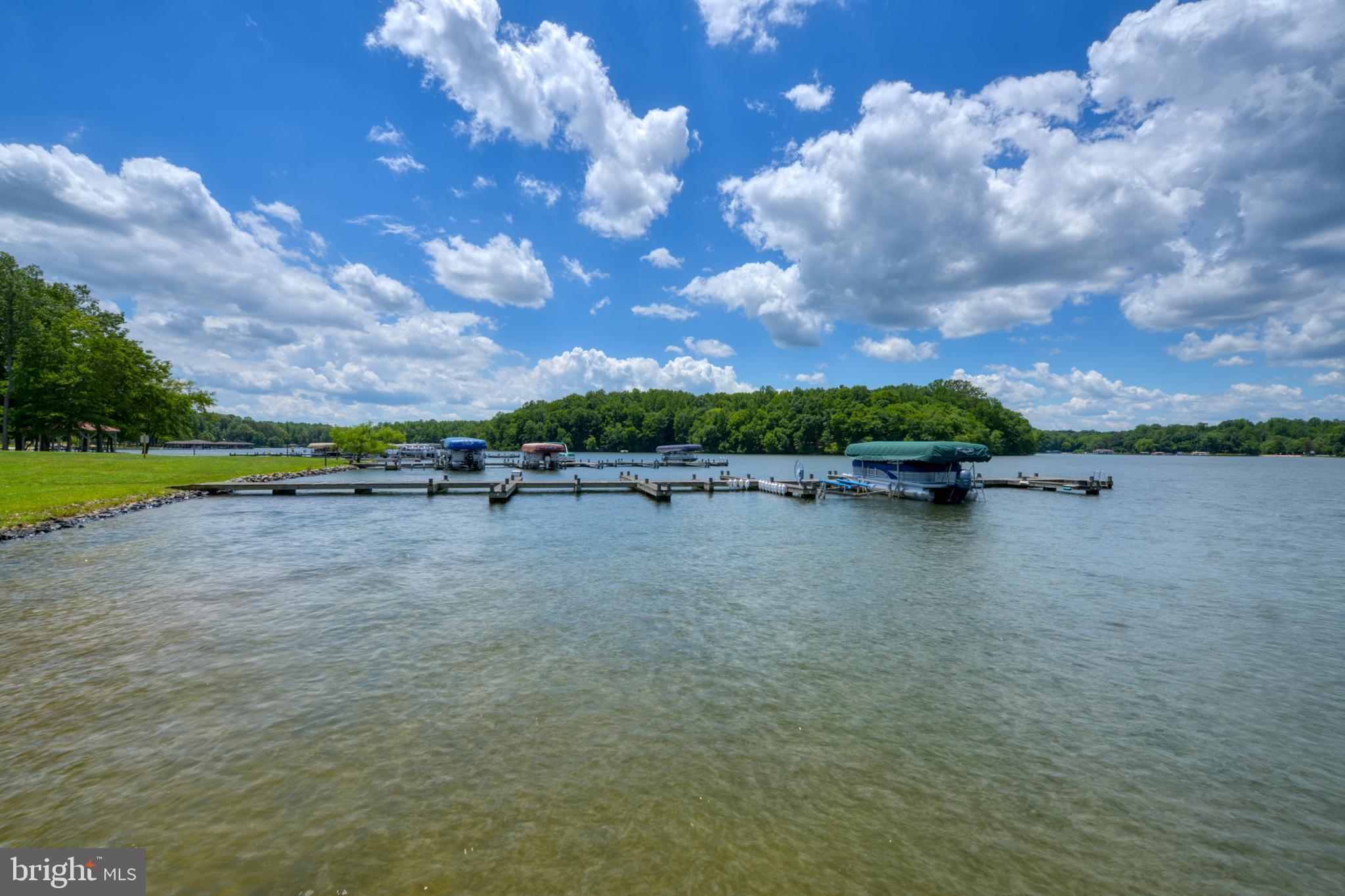 CUCKOOS NEST - Residential