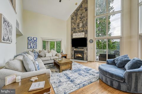 Tiny photo for 845 Elnor Road, BUMPASS, VA 23024 (MLS # VALA2009602)
