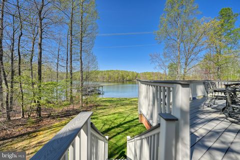 Tiny photo for 845 Elnor Road, BUMPASS, VA 23024 (MLS # VALA2009602)