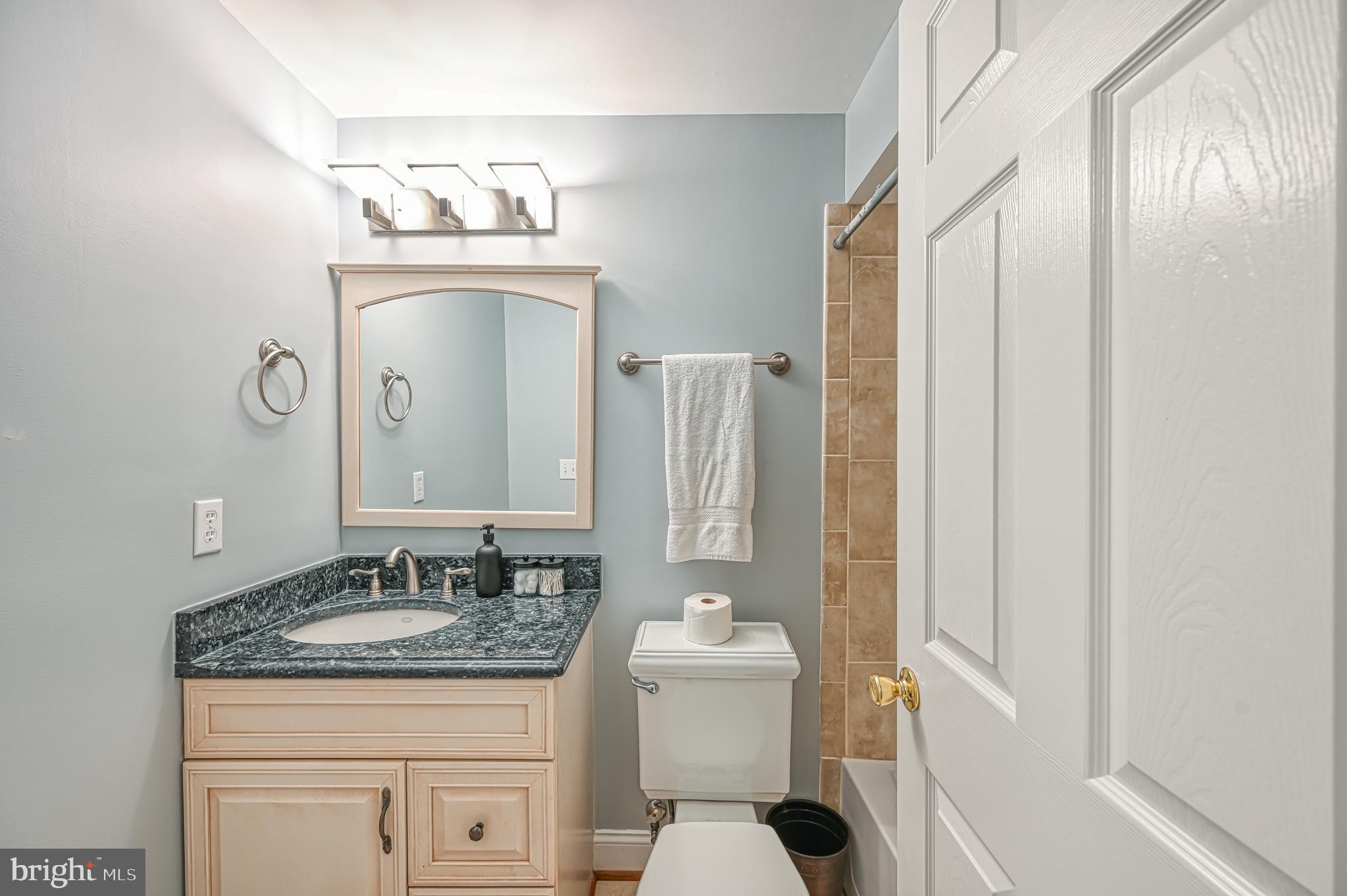 CUCKOOS NEST - Residential