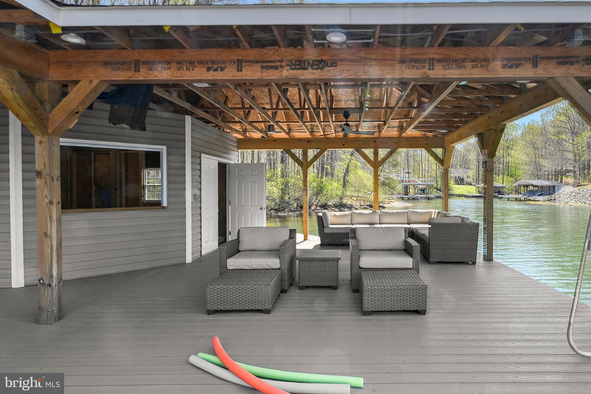 CUCKOOS NEST - Residential