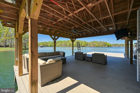 Tiny photo for 845 Elnor Road, BUMPASS, VA 23024 (MLS # VALA2009602)