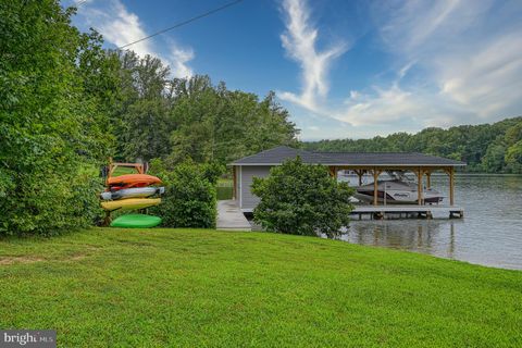 Tiny photo for 845 Elnor Road, BUMPASS, VA 23024 (MLS # VALA2009602)