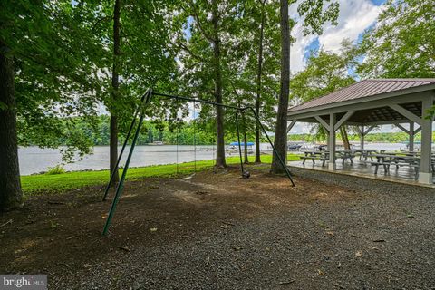 Tiny photo for 845 Elnor Road, BUMPASS, VA 23024 (MLS # VALA2009602)