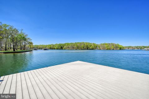 Tiny photo for 845 Elnor Road, BUMPASS, VA 23024 (MLS # VALA2009602)