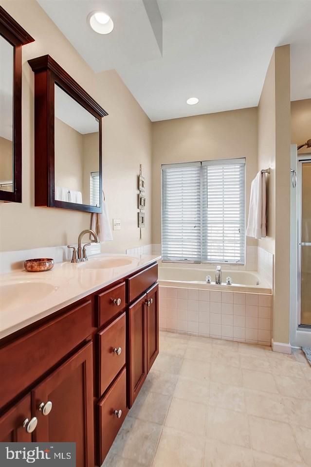 SAGE HILL - Residential