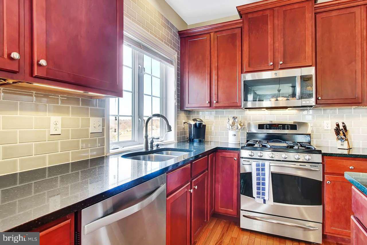 SAGE HILL - Residential