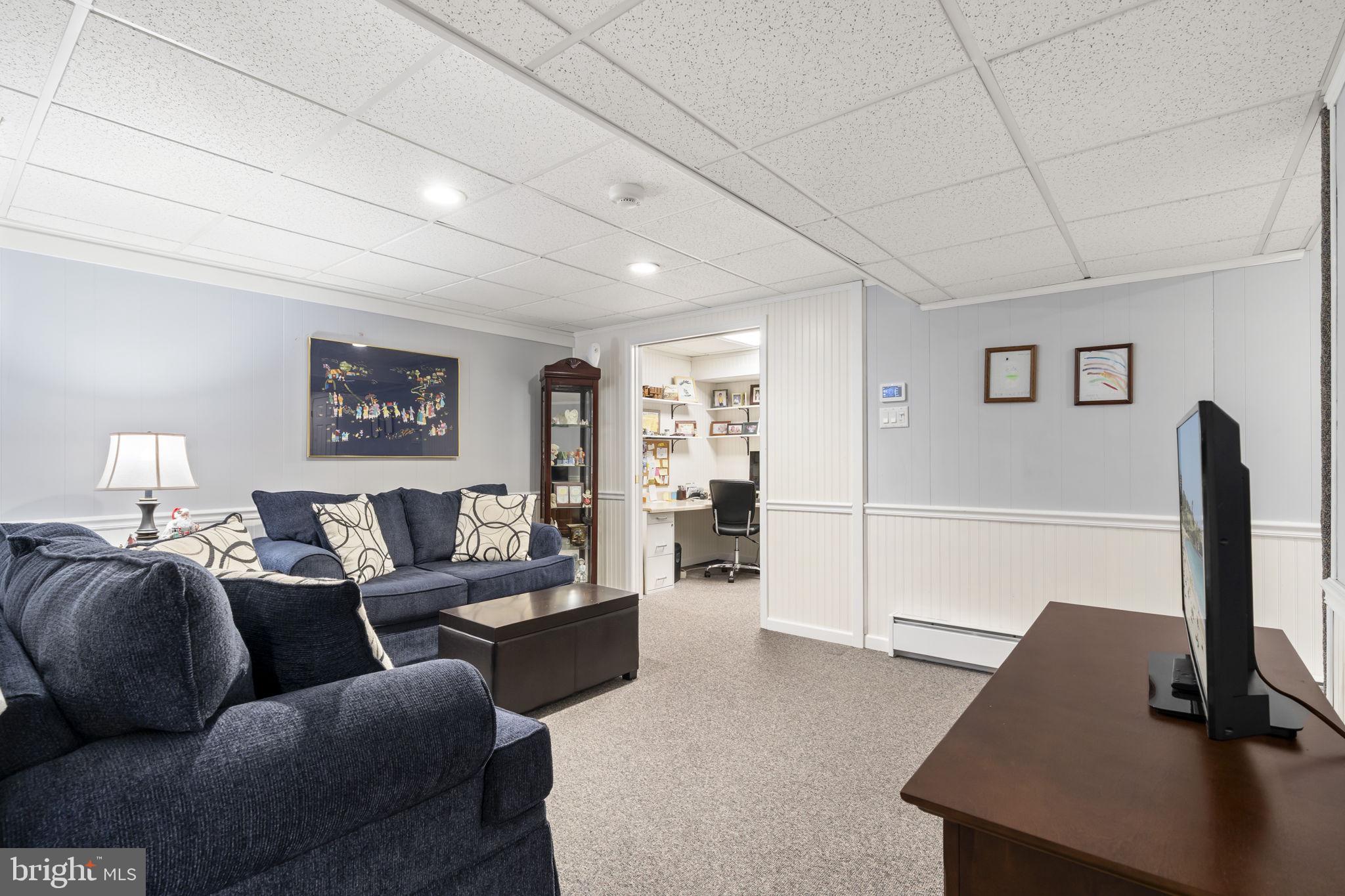 FOX HILL FARM - Residential