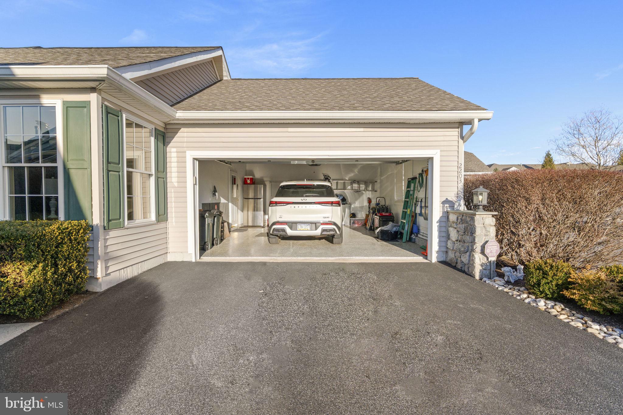 FOX HILL FARM - Residential