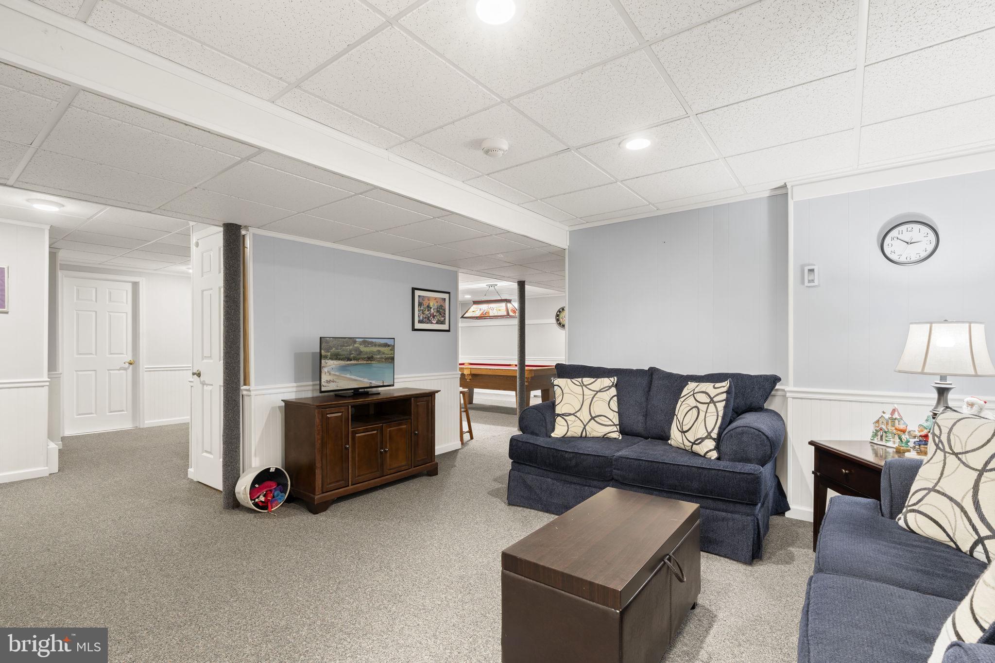 FOX HILL FARM - Residential